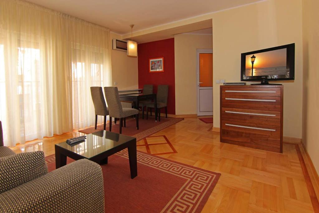 Central Apartments Belgrade Room photo